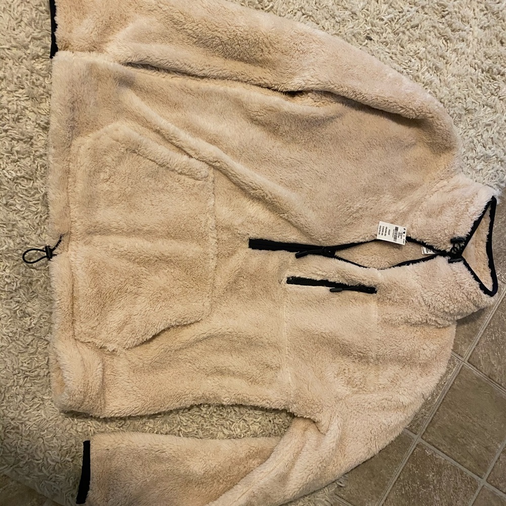 Victoria secret Sherpa hoodie size xs NWT